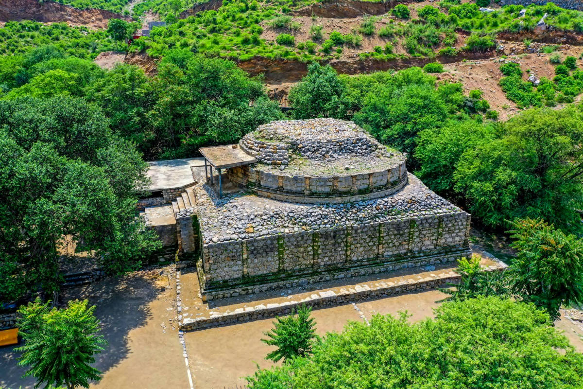 Mohra Moradu Monastery – Buddhist Heritage of Taxila Mohra Moradu Monastery The ruins of Mohra…