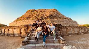 English-Speaking Guides for Buddhist Heritage