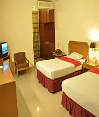 Crystal Garden Hotel Lahore Room