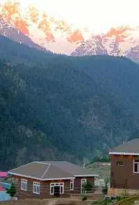 Forest Valley Cottages Kalam