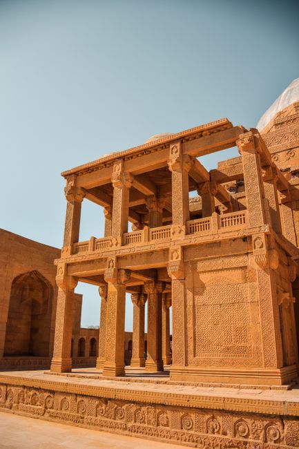 Karachi To Thatta Day Trip – Makli Necropolis & Shah Jahan Mosque Pakistan Travel & Culture
