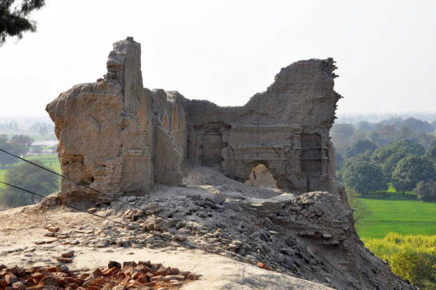 Mau Mubarak Fort Rahim Yar Khan Pakistan