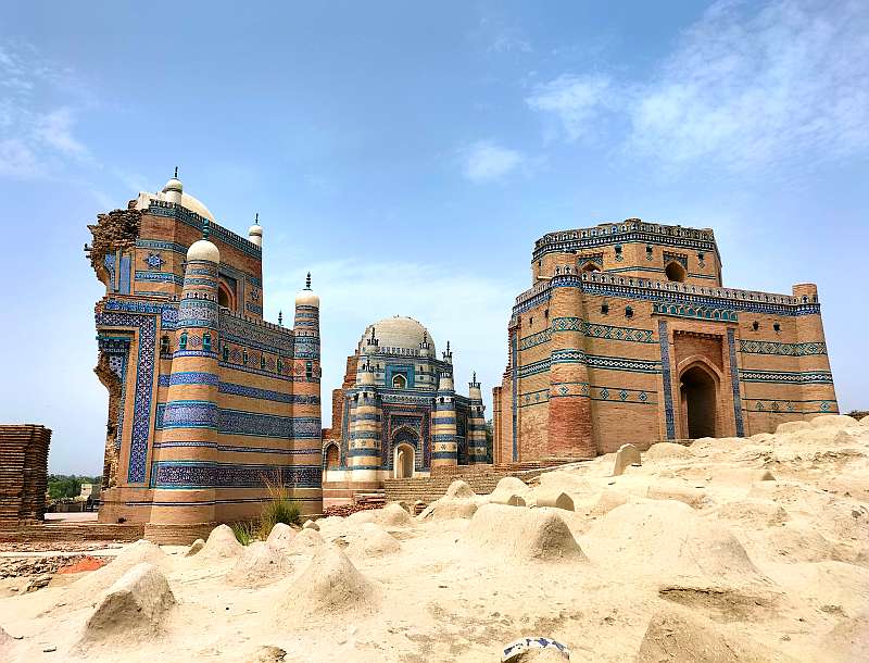 Uch Sharief MMonuments
